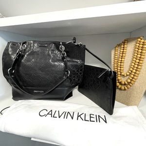 ❤️ 👜 Black purse Calvin Klein handbag EUC with attached clutch